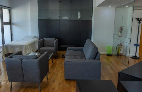 Strovolos Apartment | Cosy & Bright European Uni Apt