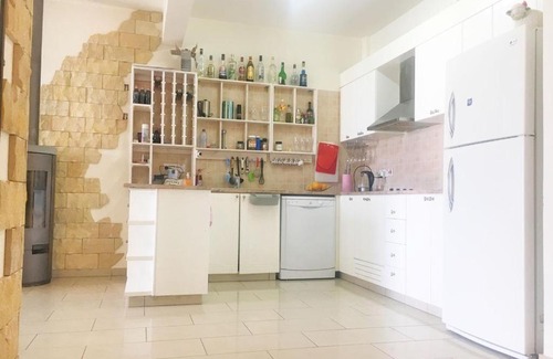 Peyia Town House | Cyprus sea view properties.