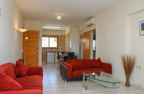 Universal Apartment | Delightful Two Bedroom Two Bathroom Apartment with Large Swimming Pool