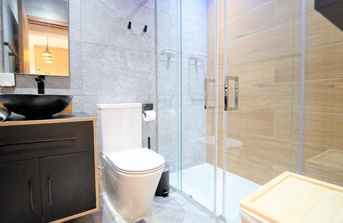 Universal Apartment | Diana 49 A202