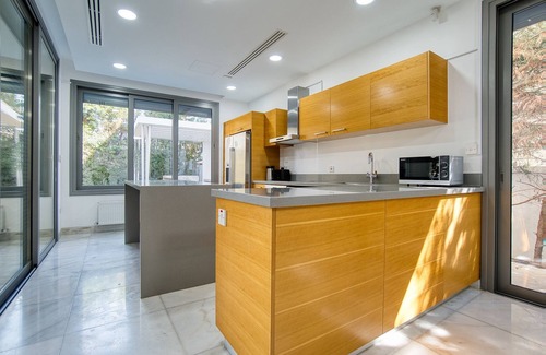 Paphos Villa | DownTown Villa 2 - Three Bedroom Villa, Sleeps 6