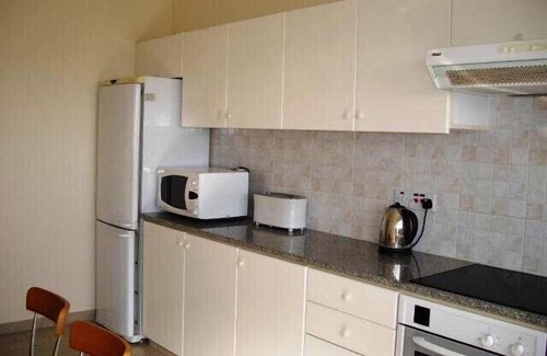 Paphos Apartment | FABULOUS, SPACIOUS 2 BEDROOM PENTHOUSE APARTMENT, VIEWS, WIFI,nBEACH,CAFES