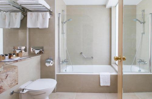 Pyla Resort | Golden Bay Beach Hotel