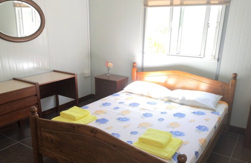 Larnaca House | Ground Floor 2 Bedroom House 100m from the Beach