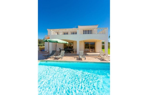 Polis Villa | Hector Beach Villa