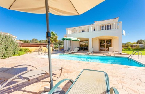 Polis Villa | Hector Beach Villa