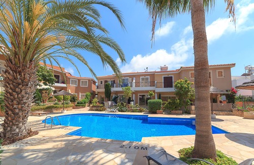 Paphos House | Holiday villa with swimming pool near the Paphos coast