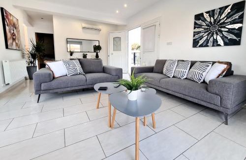 Peyia Town Villa | Katya-Sofia Villa - Tranquility with Sea View