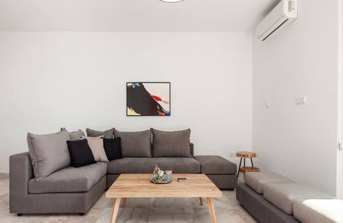 Emba House | Kinyras 1, Villa 7
