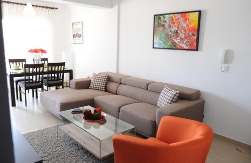 Kiti Apartment | Kiti Deluxe Apartments