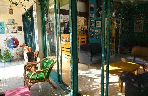 Limassol Hostel | Lemongrass Hostel