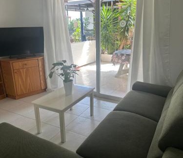 Meneou Villa | Leonidas Seaside
