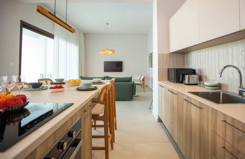 Oroklini Apartment | LIV & CO SUITES & VILLAS
