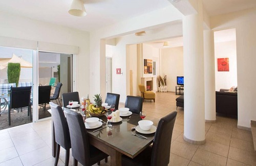 Protaras Villa | Lovely villa perfect for families, great location