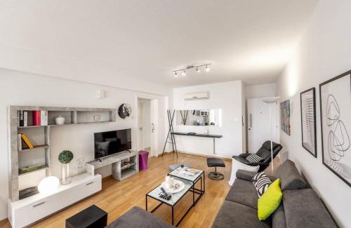 Acropolis Apartment | Luxurious Bright & Stylish 2BR with Office in Nicosia