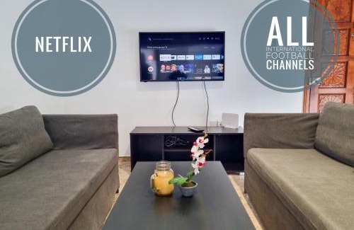 Larnaca House | Luxury City Rooms