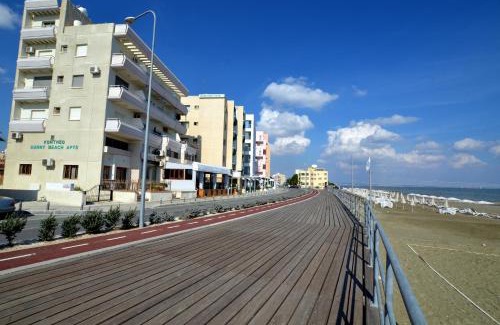 Larnaca Apartment | Mackenzie Blu Beach Studio
