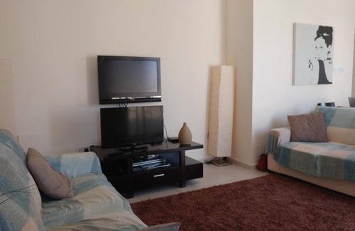 Tersefanou Apartment | Majestic Gardens 2 B205