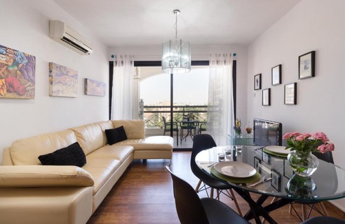 Larnaca City Centre Apartment | Mama Seaside Apartment