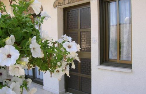Pervolia Apartment | Marios Apartments