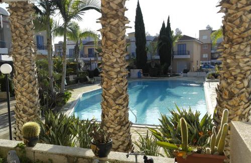 Universal Apartment | Maya's Apartment - Complimentary Paphos Airport Transport
