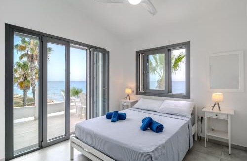 Meneou House | Meneou Blu Beach House*