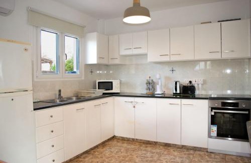 Pervolia House | Merika Complex 1 Hou.32