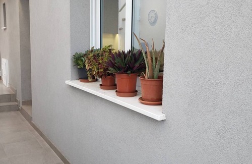 Limassol Apartment | Modern & Cozy Studio w/Backyard Near City Center