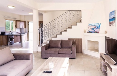 Polis Villa | Modern Family Villa, A/C, Private Pool, First Floor Terrace - Ideally Located Between Polis & Latchi