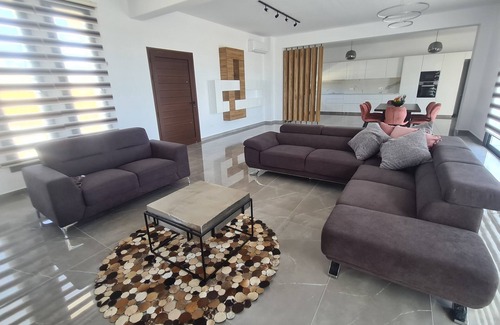 Polis Villa | Modern Luxury Villa near Lachi