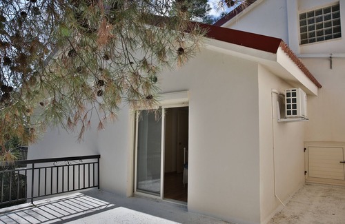 Moniatis Villa | Nestor Hillside House