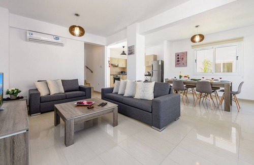 Ayia Napa Villa | Nissini Villa #8 - Delightful 3 bedroom villa close to the beach