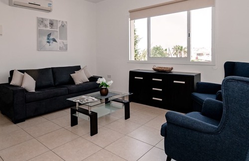 Universal Apartment | One-Bedroom Apartment - Artemis Cynthia Complex