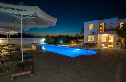 Pegeia Villa | Oniros by Prestige Bookings