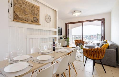 Tala Apartment | Panoramic Views in Peaceful Tala
