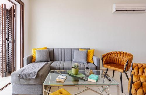 Tala Apartment | Panoramic Views in Peaceful Tala