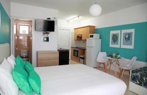 Pegeia Apartment | Peyia Pearl Ivy's Studio