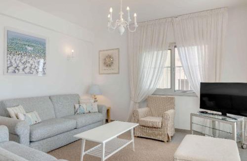 Potamos tis Germasogeias Apartment | Phaedrus Living: Beach Front Flat Kyma