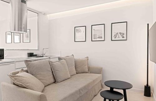 Historical Center Apartment | Phaedrus Living Limassol Seaside Residences 06
