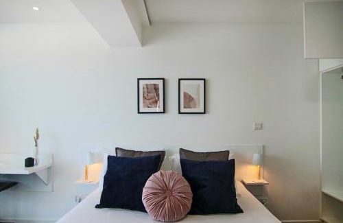 Acropolis Apartment | Phaedrus Living: Luxury Suite Nicosia 505