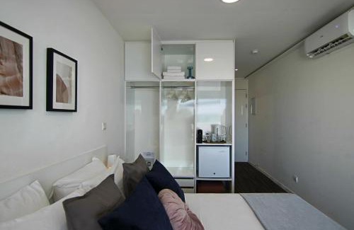 Acropolis Apartment | Phaedrus Living: Luxury Suite Nicosia 505