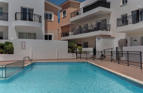 Universal Apartment | Phaedrus Living: Paphos Ithaki Gardens Flat