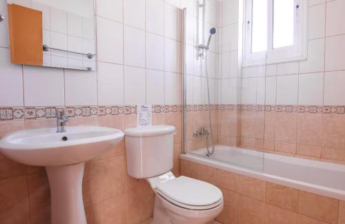 Universal Apartment | Phaedrus Living: Universal City Flat Alina