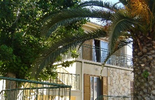 Pissouri Apartment | Pissouri Beach - 1 Bed Apt just 100m Pissouri's Blue Flag Beach - Communal Pool