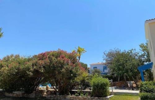 Agios Georgios Pegeias Villa | Queen Eyridiki Luxury Villa 1