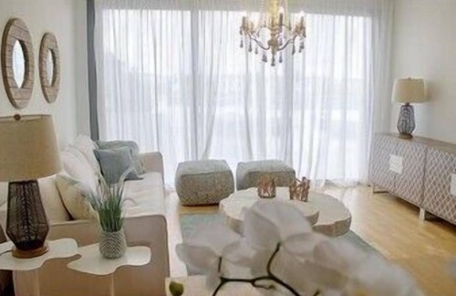Mazotos Villa | R 779 Apartment with Balcony and Communal Pool Like a Hotel