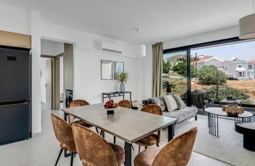 Agios Athanasios Apartment | Sanders Elgio