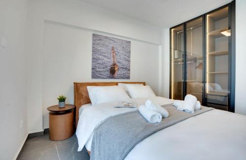 Oroklini Apartment | Sea Front Luxury Apartment