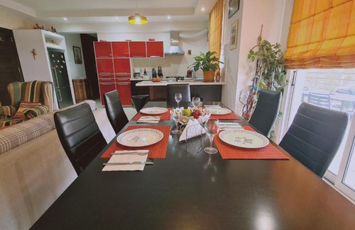 Politiko Apartment | STAY Serenity Apartment