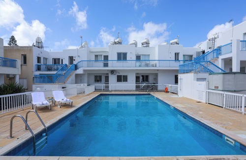 Universal Apartment | Stylish 2 Bed Apartment in Central Paphos, Close To Beach, Home From Home